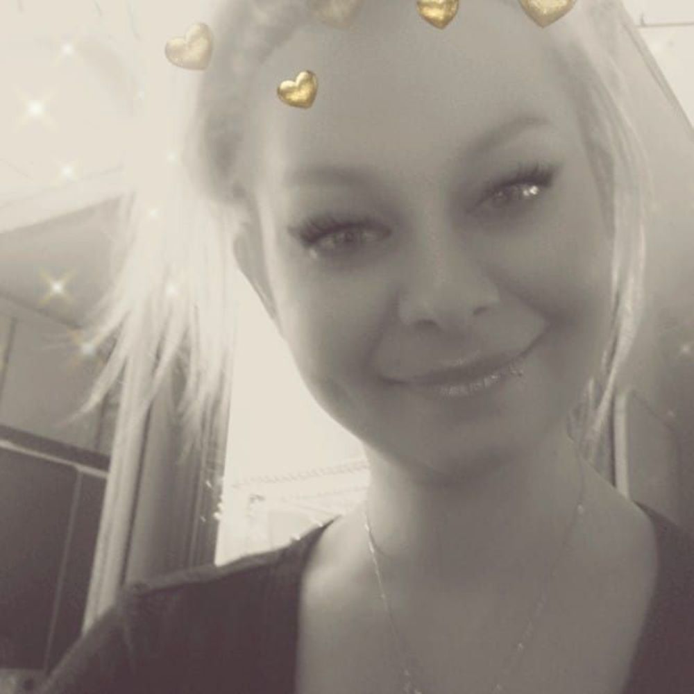 Meet your Posher, Nikki
